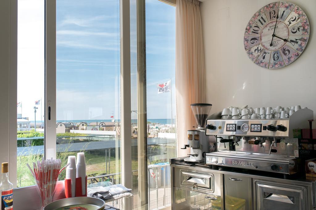 Hotel Belsoggiorno 카톨리카 외부 사진