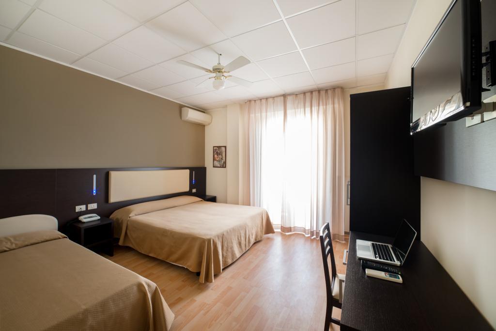 Hotel Belsoggiorno 카톨리카 객실 사진
