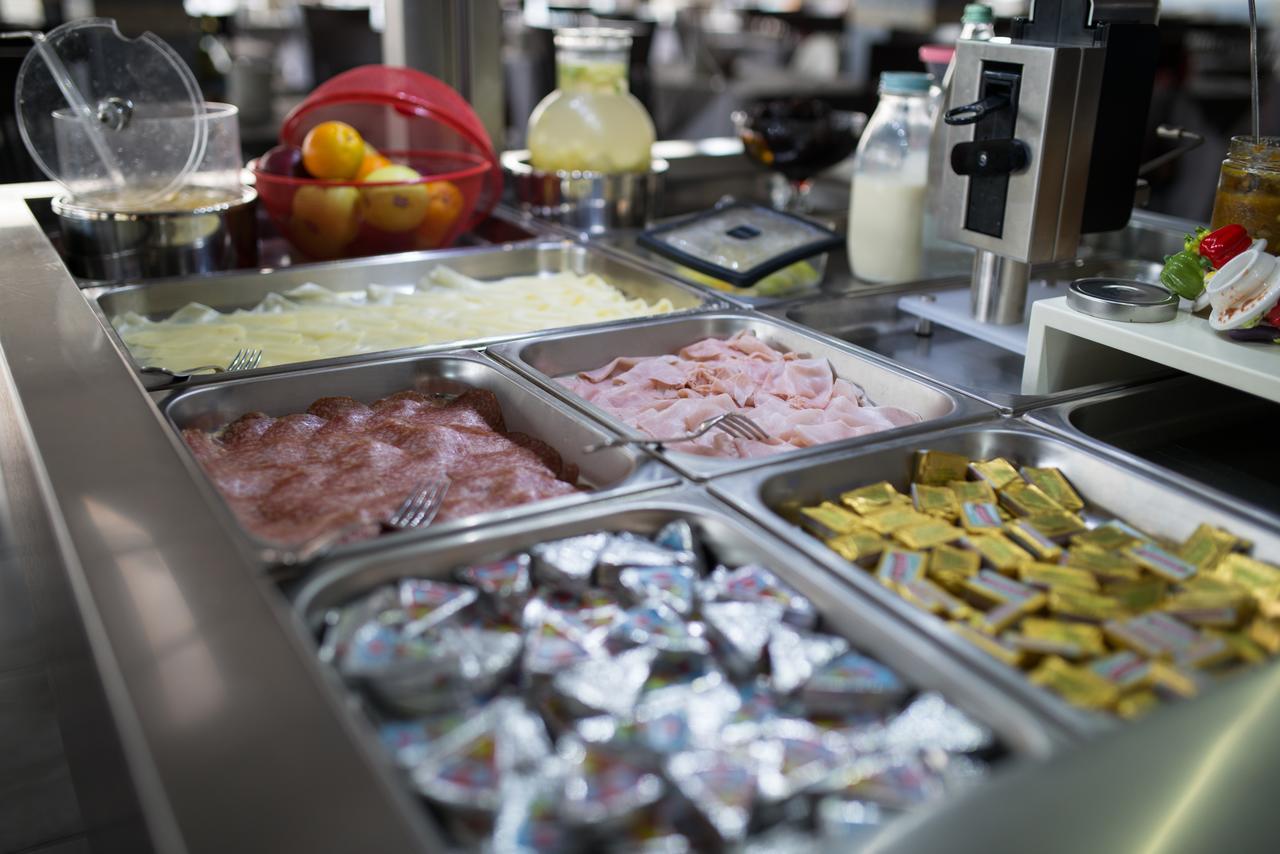Hotel Belsoggiorno 카톨리카 외부 사진